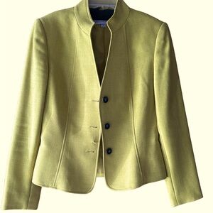 Chartreuse Tahari blazer size 4
